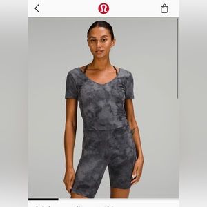 EUC Diamond Dye Pitch Grey Align T-shirt, 12